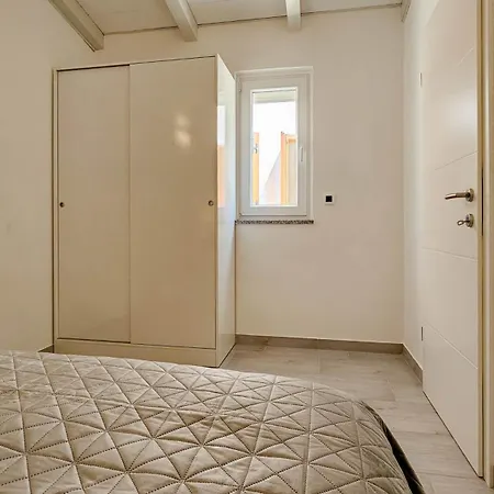 Lux Novigrad Istria